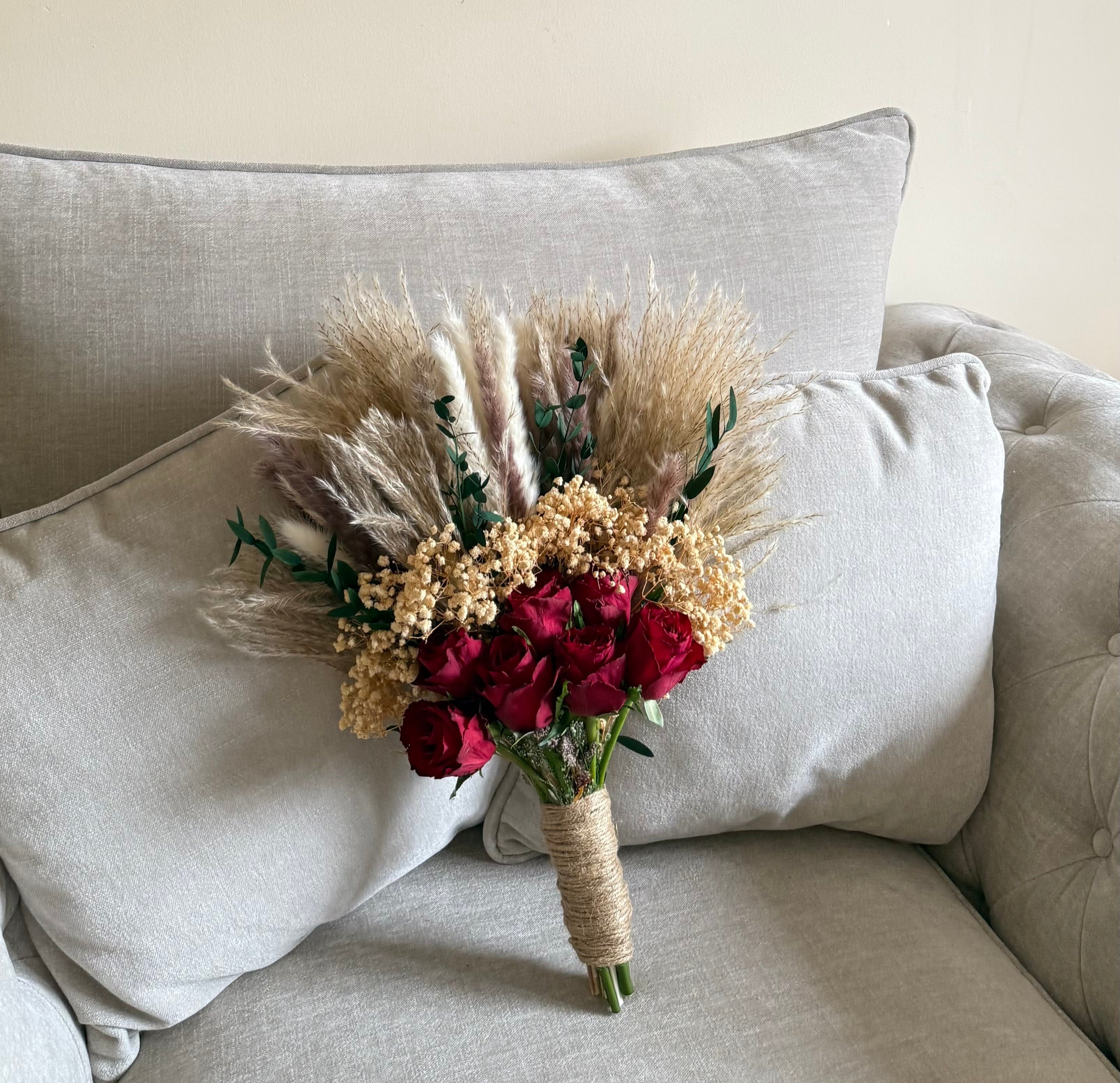 Bridal pampas bouquet