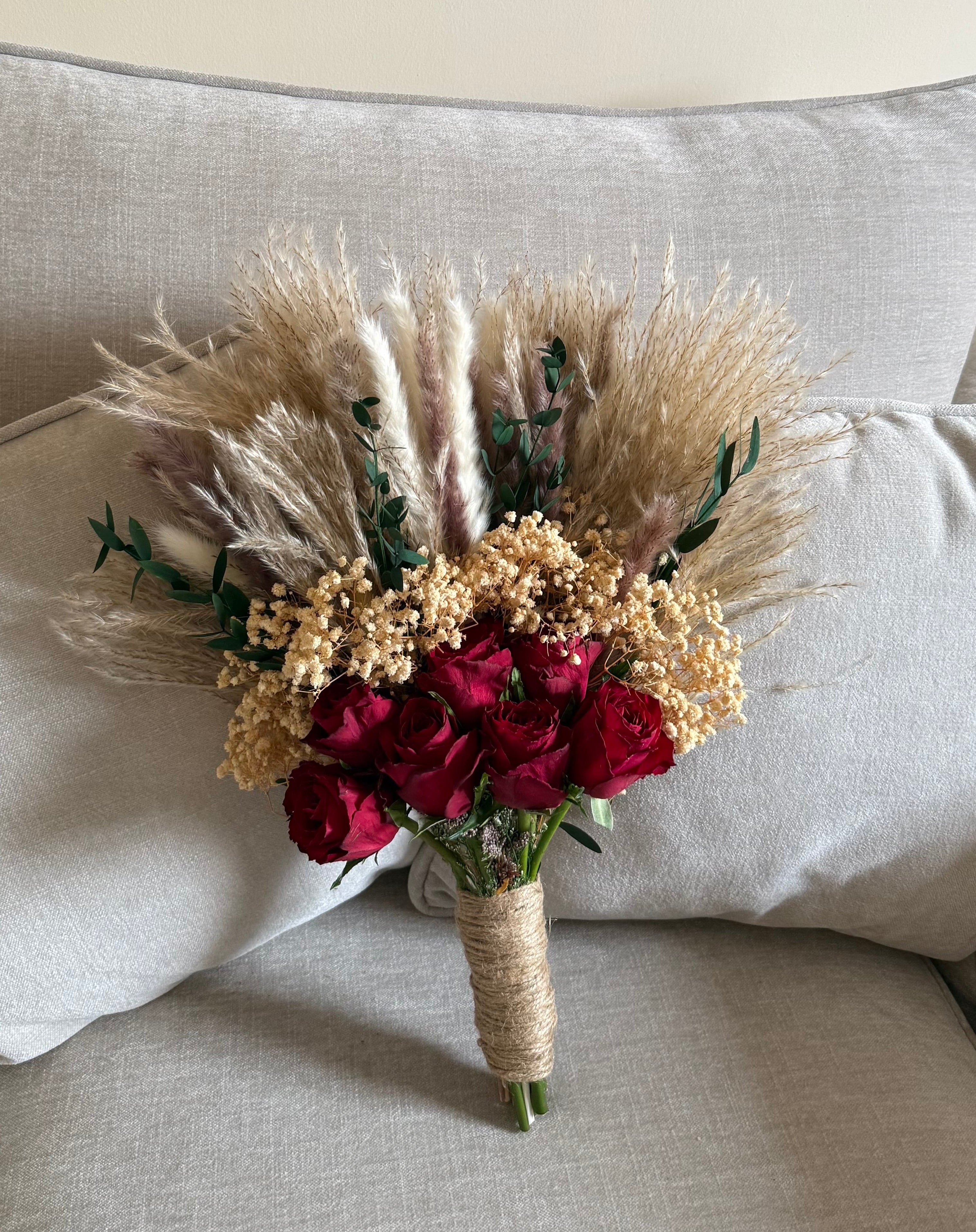 Bridal pampas bouquet