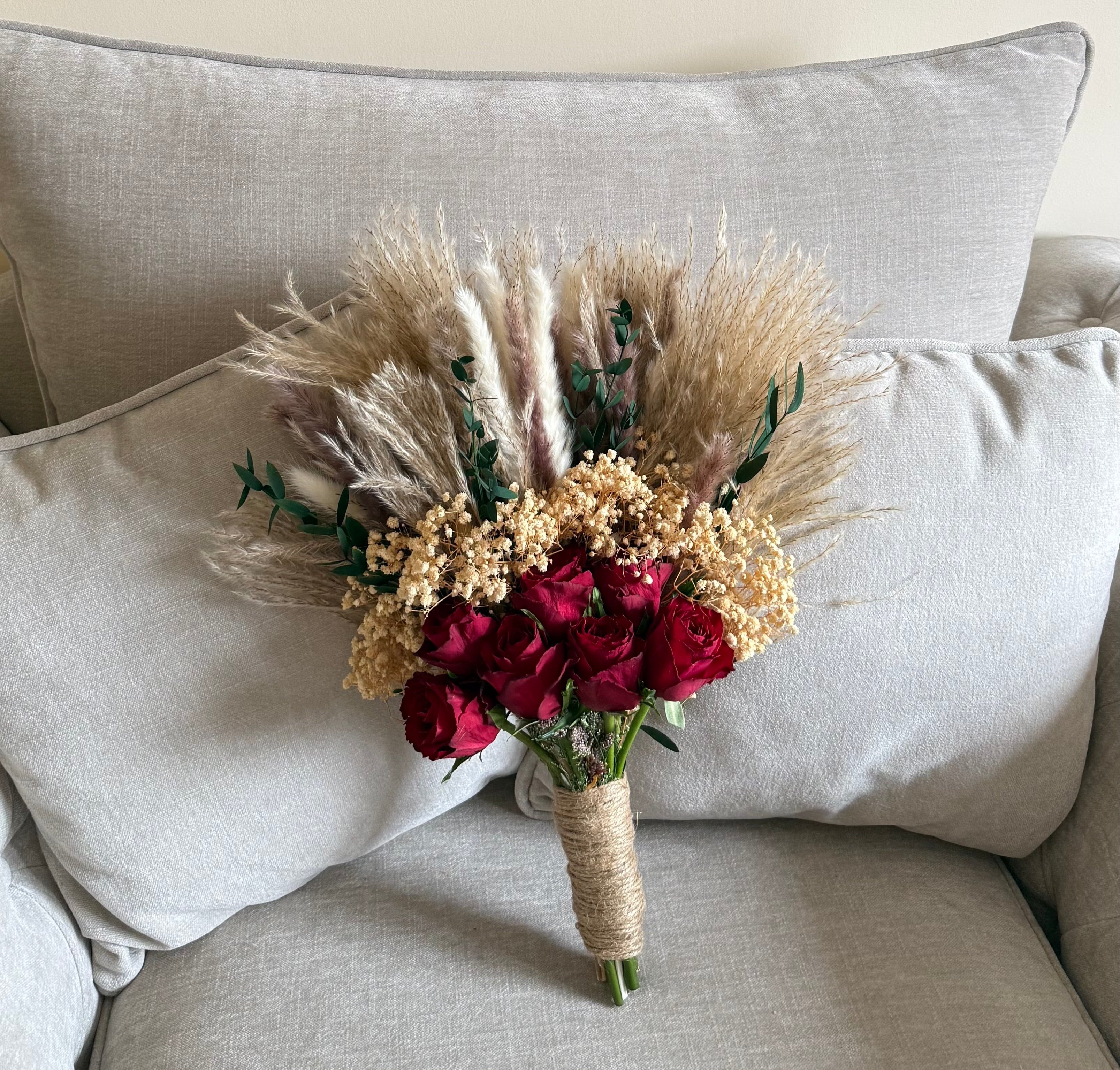 Bridal pampas bouquet