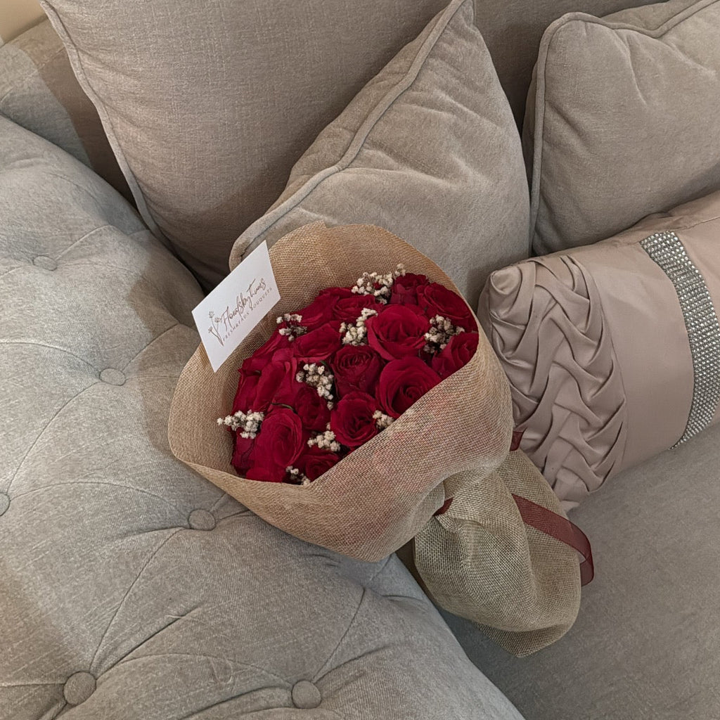 Red rose bouquet - linen wrap